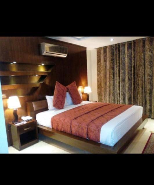 Bling Hotel International 물탄 외부 사진